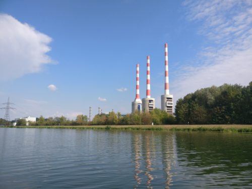 Ein KRaftwerk in Ingolstadt an der Donau