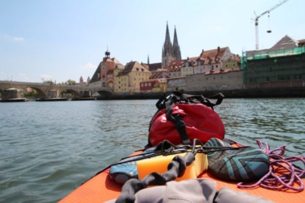 Mit dem Kajak auf der Donau durch Regensburg